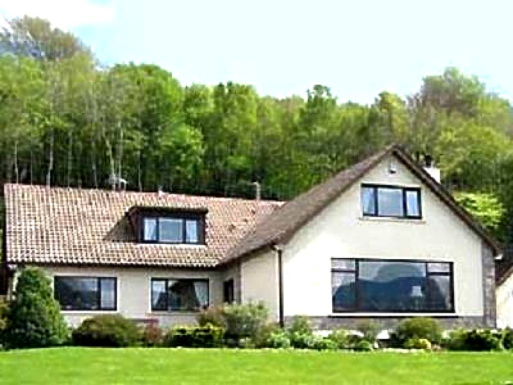 Stronchreggan View Guest House
