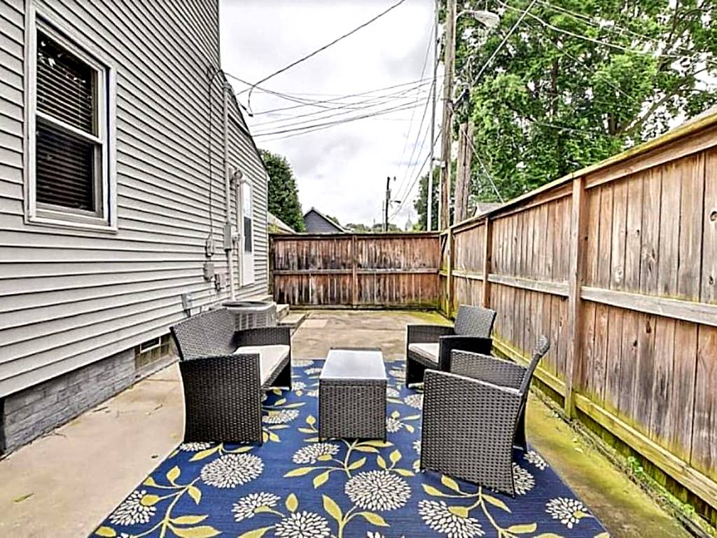 Amazing 3BR Home with WD Patio and Parking