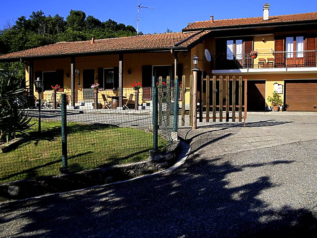 B&B La Quiete (Invorio Inferiore) 