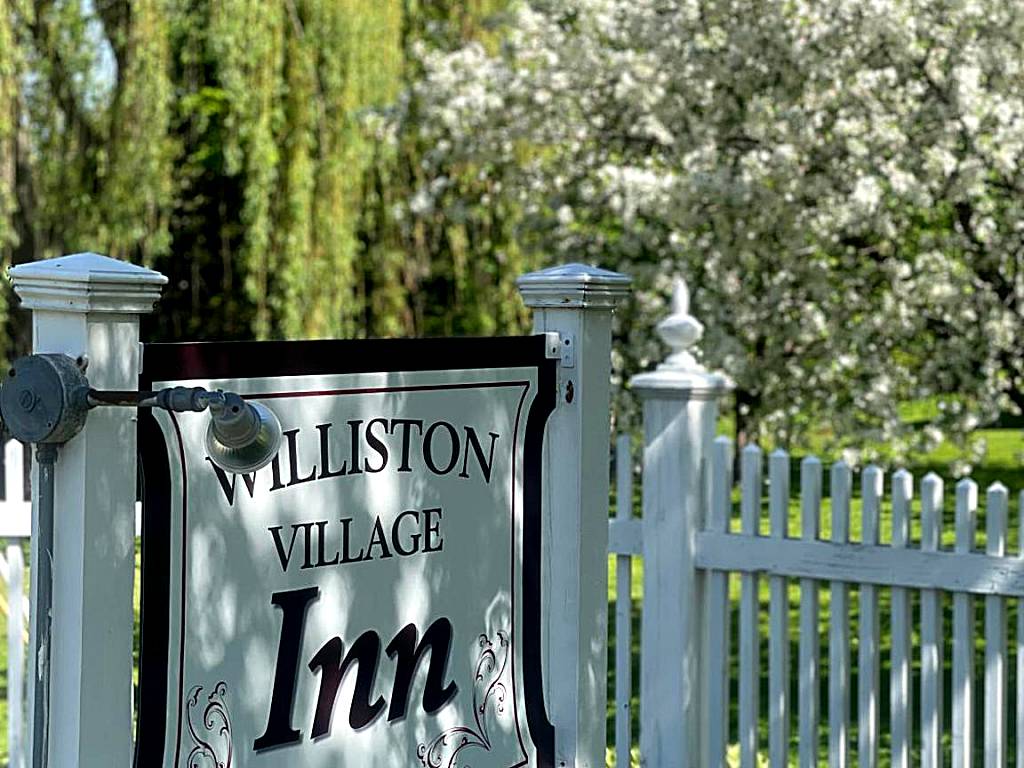 Williston Village Inn (Burlington) 