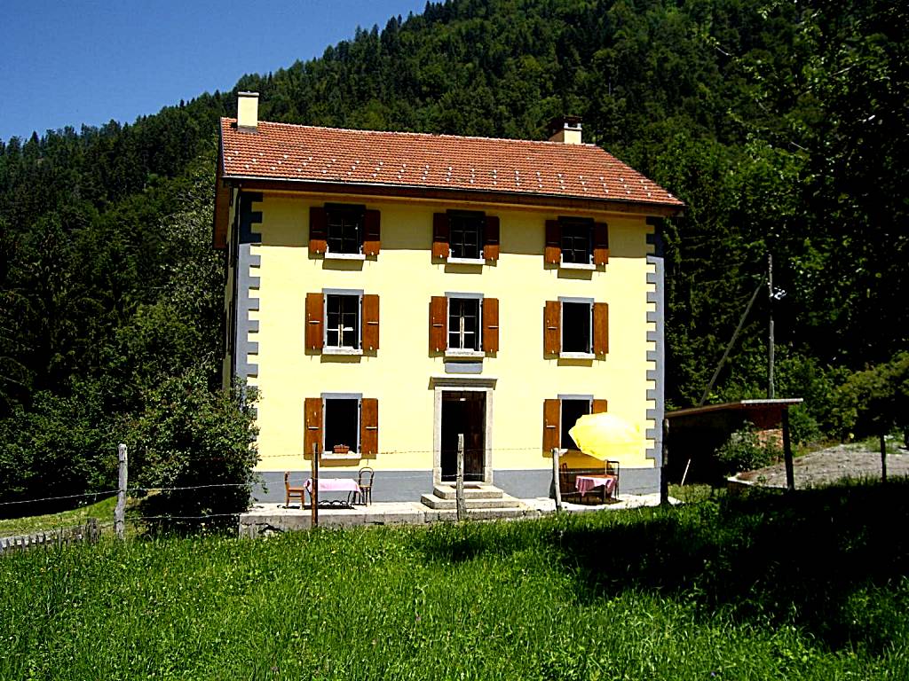 Heidi's Guesthouse (Frenières) 