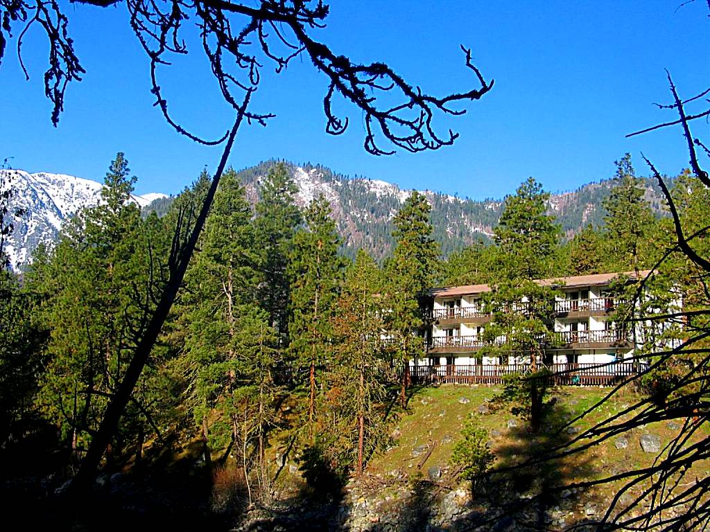 Alpine Rivers Inn