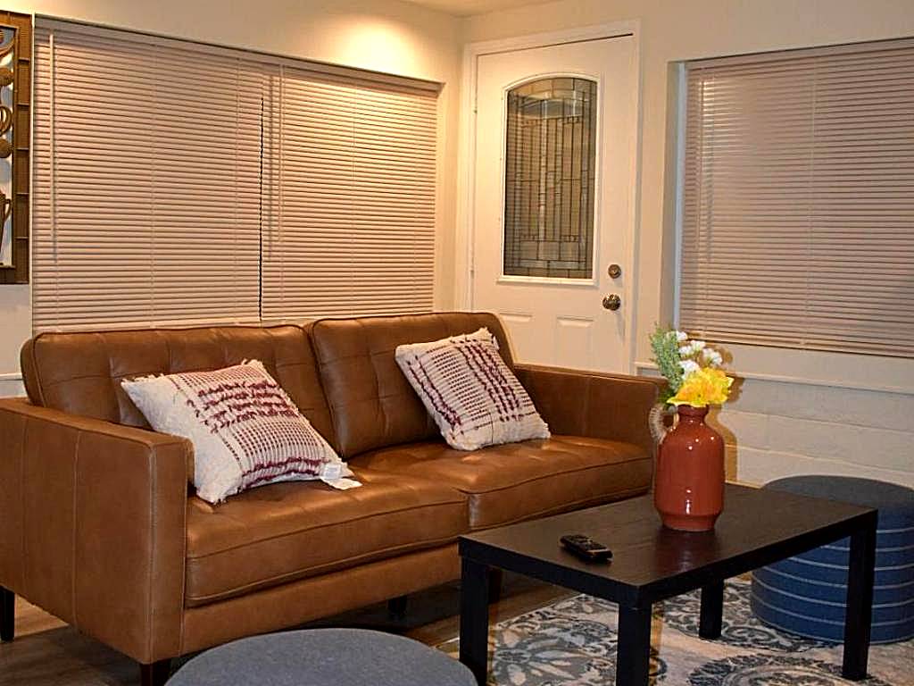 Charming private guest Suite near Disney/Beach (Westminster) 