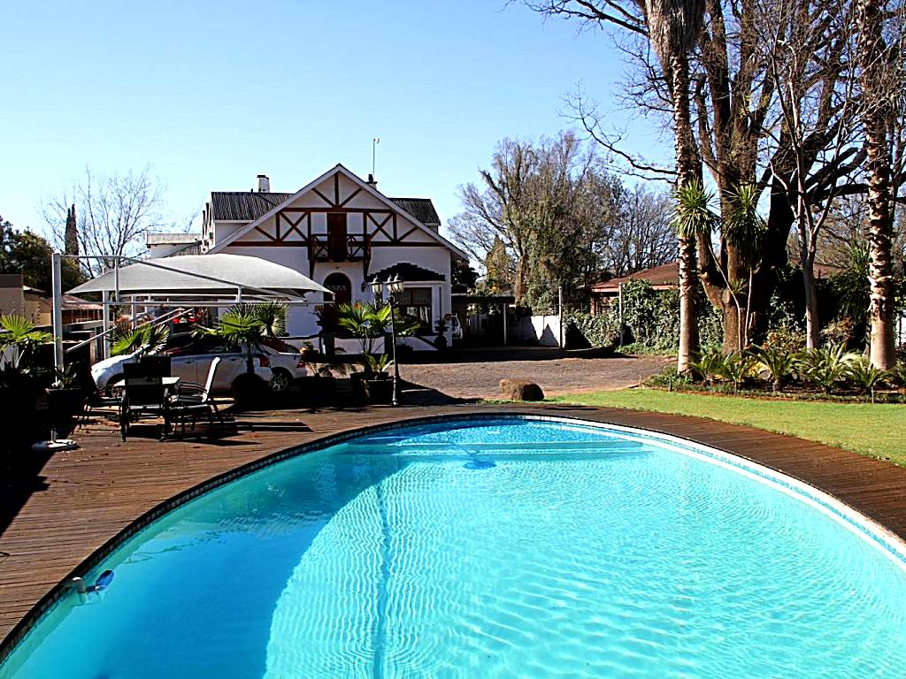 The Oak Potch Guesthouse