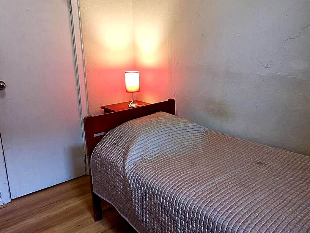 Fully furnished single room