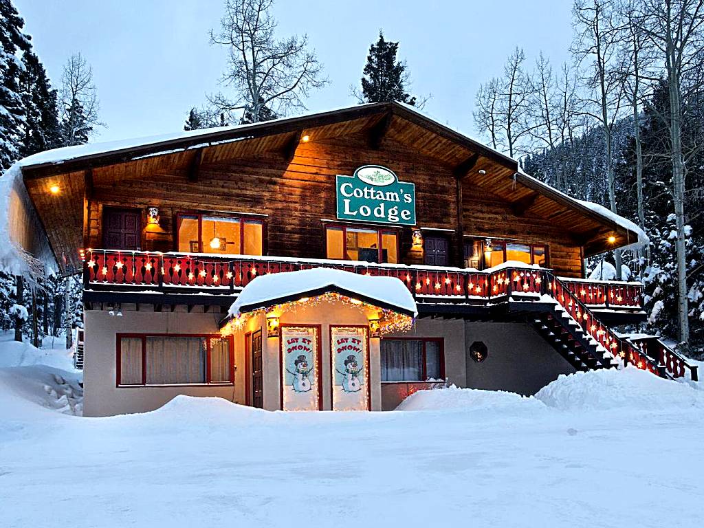 Cottam's Lodge by Alpine Village Suites (Taos Ski Valley) 