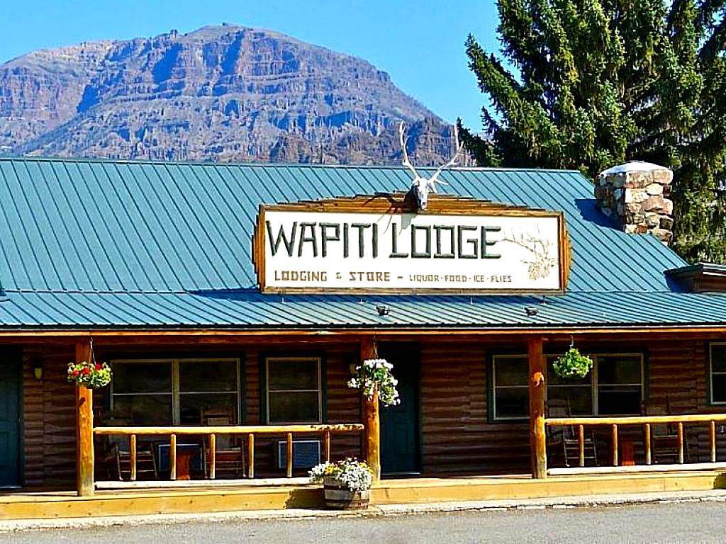 Wapiti Lodge (Wapiti) 