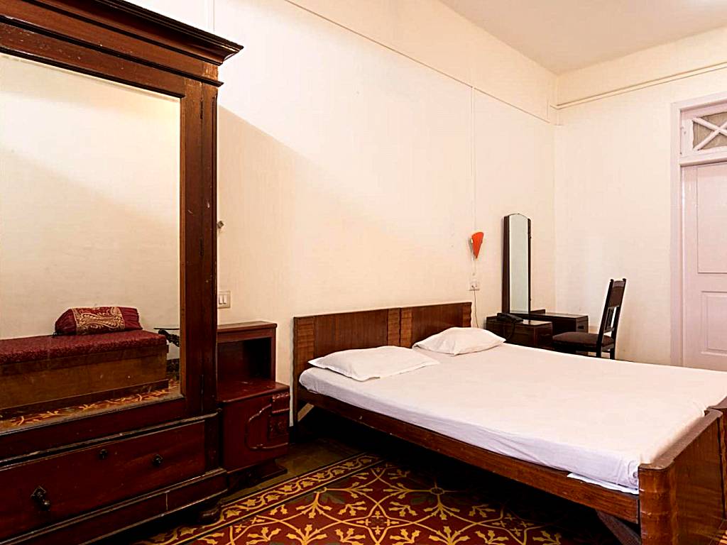 Bed and Breakfast at Colaba